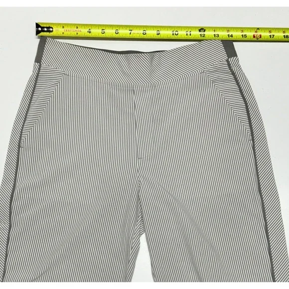 Athleta Gray White Pinstripe Athleisure Pants Women's Casual‎ Activewear Size M - Picture 2 of 4